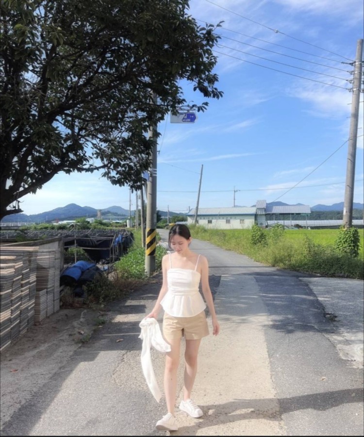 儿子双飞妈妈和女儿的小说,HD中字高清在线观看